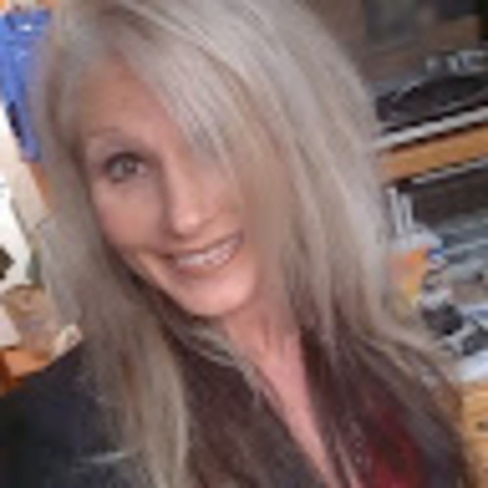 Meet your Posher, Andria!